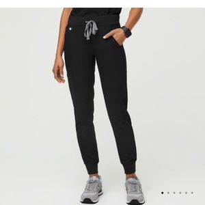 FIGS Zamora Jogger Scrub Pants